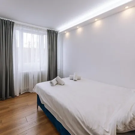 Marshal Autokomanda Διαμέρισμα